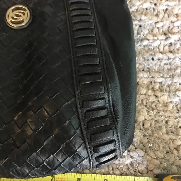 “ BEBE “ CROSS BODY PURSE!! - Picture 11 of 11